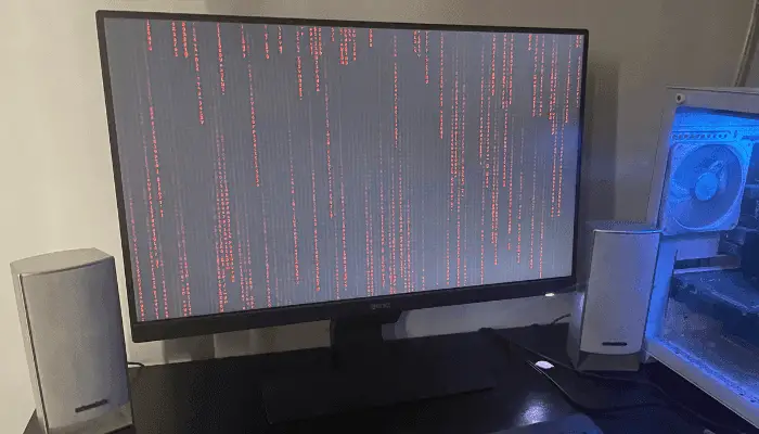 Użyj wygaszacza ekranu Matrix Rain do oświetlenia otoczenia podczas wydarzeń